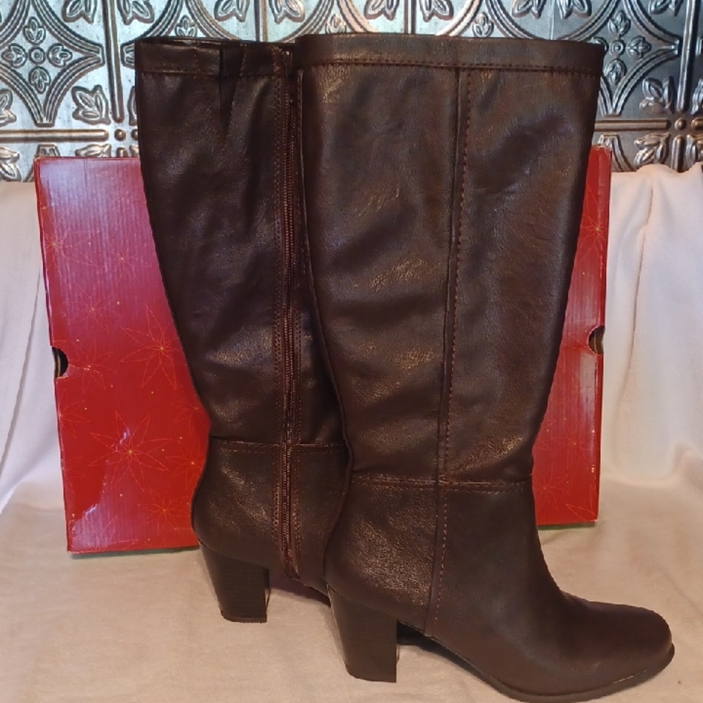 St. John's Bay Dark Brown Heeled Boots Size 7B